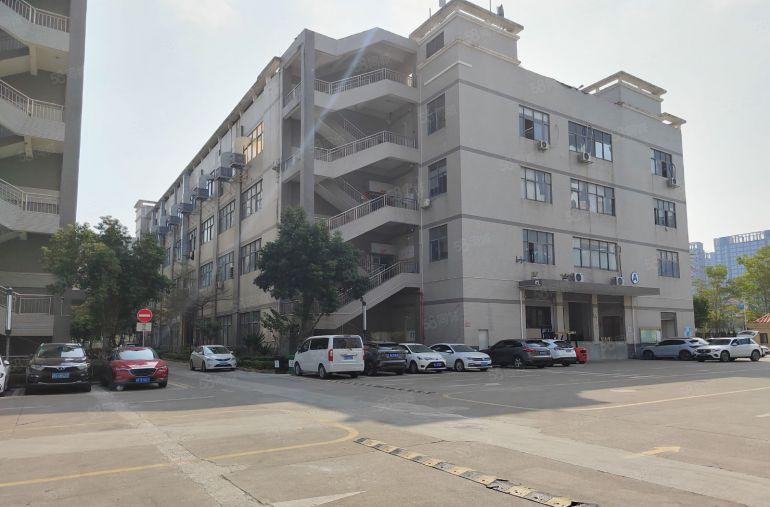 龙岗宝龙原房东2000平厂房仓库特价20元起出租，大小可分租