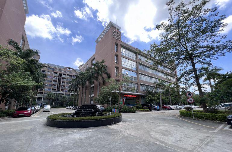 一手房东自主招租宝龙高新产业园新空出10000平仓库厂房出租