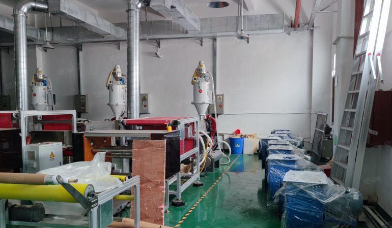 龙岗爱联地铁口工业区新出一楼二楼2500平厂房出租可分租