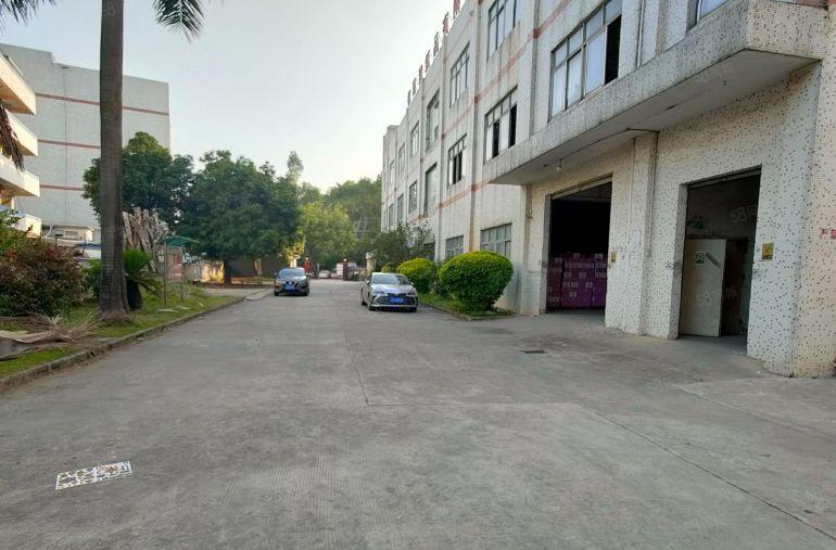 横岗六约地铁口200~5000平一二楼办公厂房仓库出租形象好