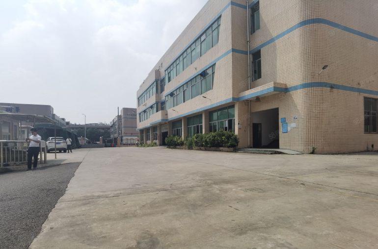 平湖华南城独门独院厂房出租5000平 可生产 办公 仓库