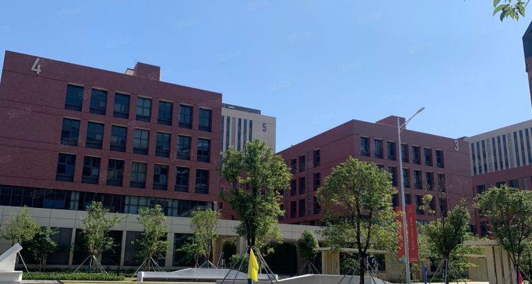 租金10元起横岗地铁口旁原业主花园厂房出租一楼1000平起租