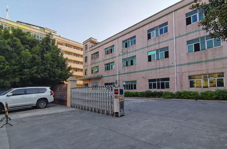 横岗原房东独院5800平方厂房仓库出租分租地铁口附近交通方便