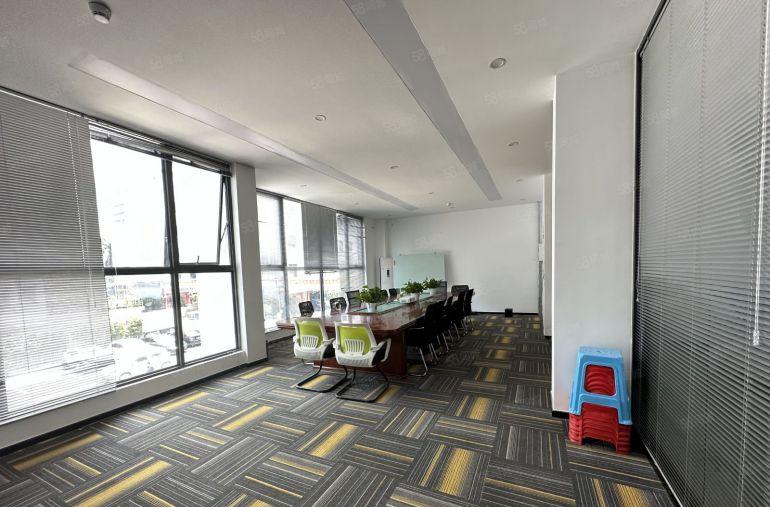 200起租龙岗中心城地铁口1100平精装修电商办公仓库出租