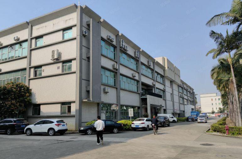 宝龙工业园区地铁口原房东红本厂房2楼500平方带装修大小可分