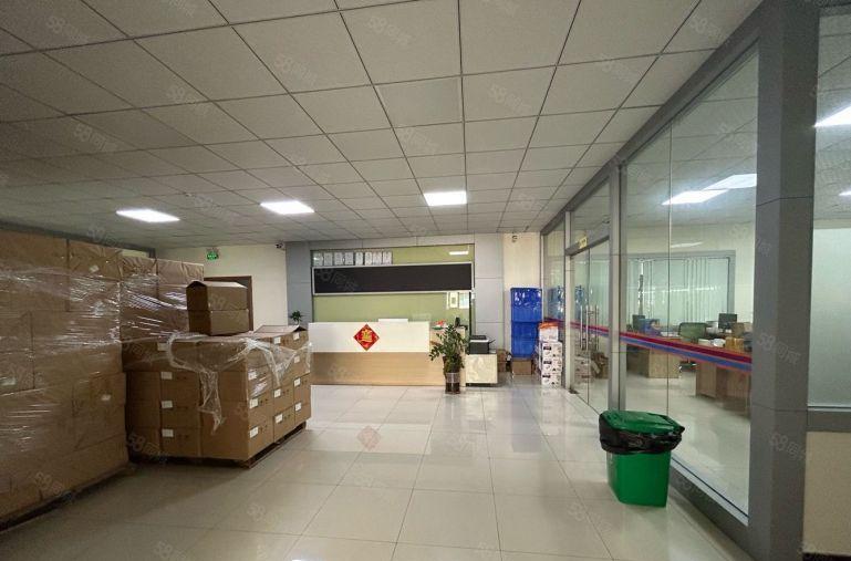 布吉地铁口附近1800平厂房出租仓库招租低价出租