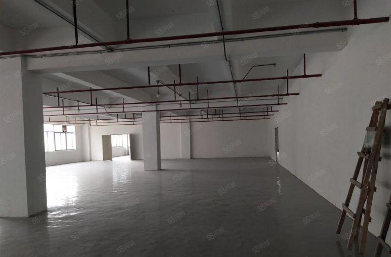 布吉上水径小面积厂房仓库，现成装修