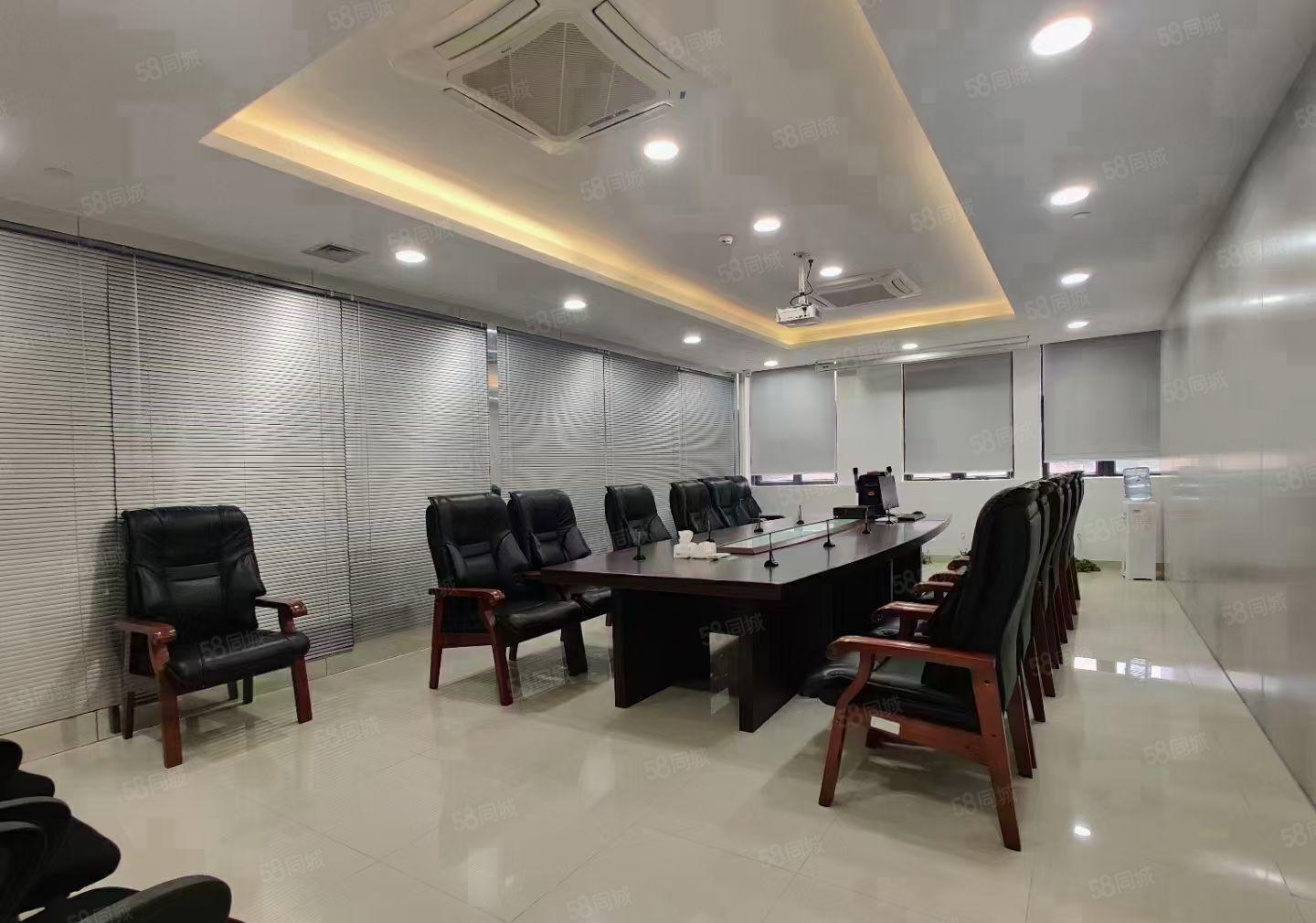 布吉凉帽地铁囗 生物医疗带无尘车间 整层2703 豪华装修