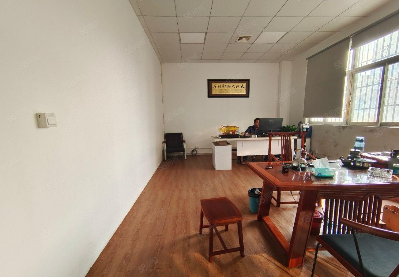 精装修实用率高布吉丹竹头地铁口500平电商办公室仓库厂房出租