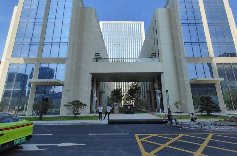 大芬地铁口花园式一楼1200平厂房仓库出租，可申请补贴