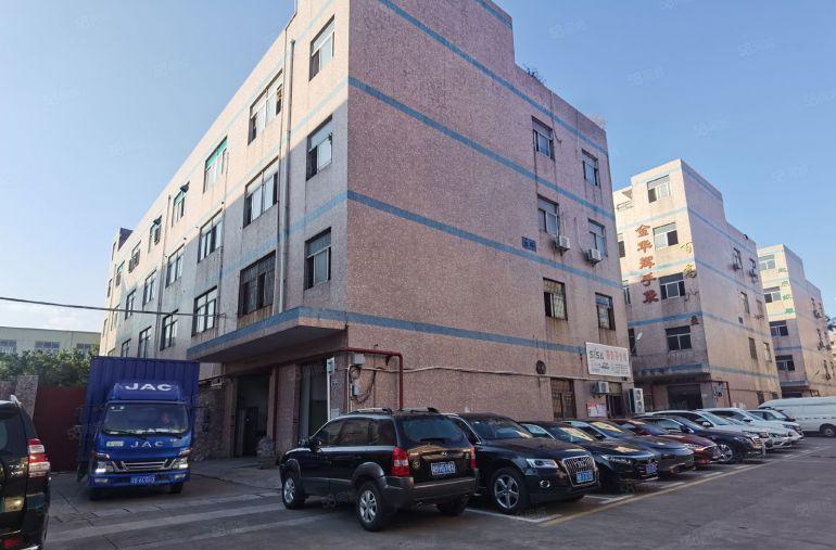 布吉大芬地铁口2000厂房仓库出租200平方起可分租带装修