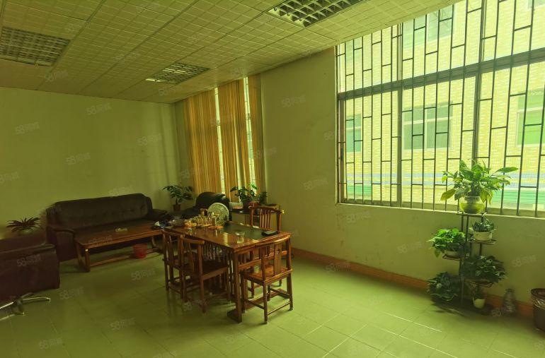 龙岗布吉工业区标准厂房出租三楼整层3000平方500平起分租