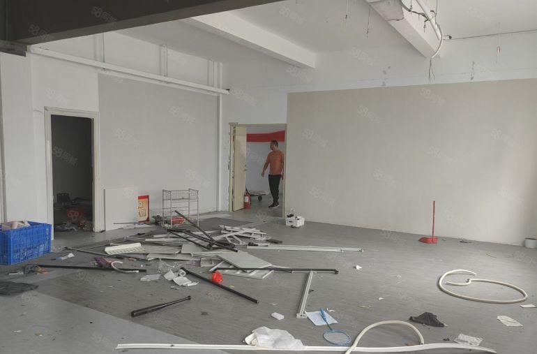 丹竹头地铁口一二楼电商仓库120平240平360平出租