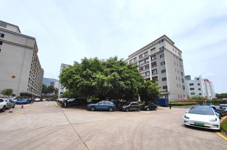 布吉上李朗地铁口1000平使用率超高红本厂房仓库出租可办环评