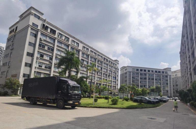 布吉李朗地铁口厂房出租新出花园式厂房整层1380平