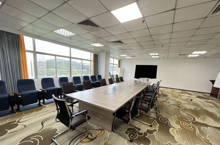 布吉原房东电商办公仓库1350平方出租精装修带卸货平台空地大