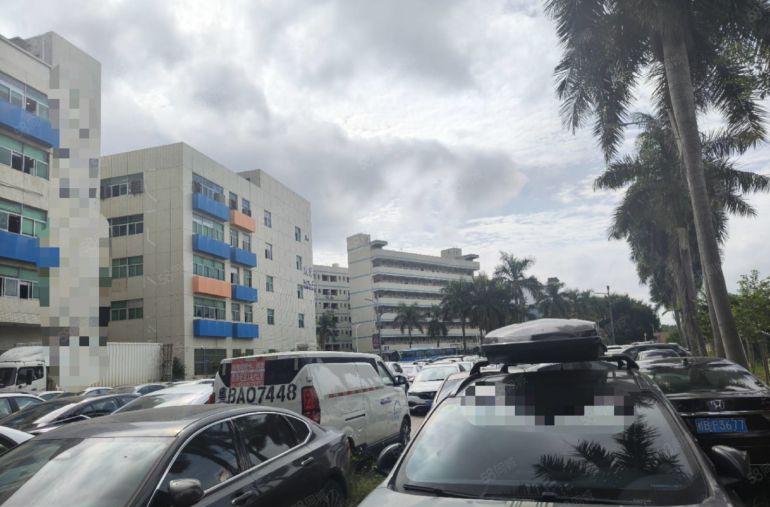 布吉地铁口原房东一楼2500平可分租标准厂房出租低价仓库出租