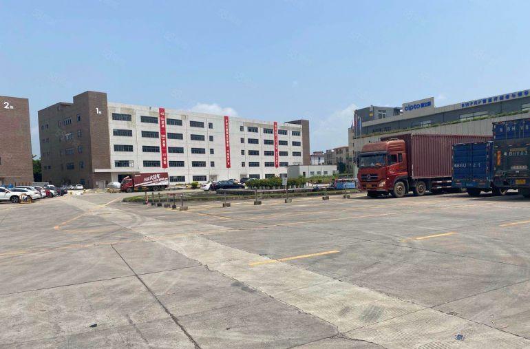 特价18块租布吉地铁站原房东特价厂房仓库500平可分租