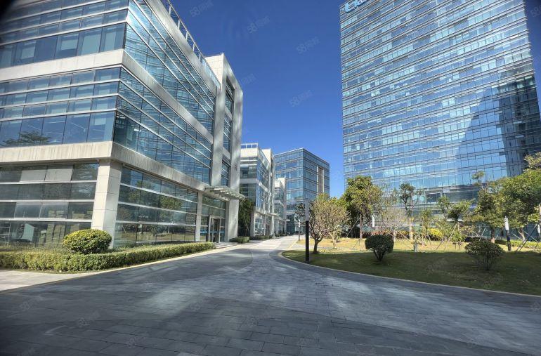 免租期半年！布吉李朗研发办公生产厂房独栋楼出租现成装修环境好