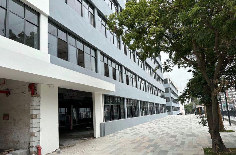 布吉长龙一楼1000平无需进岗亭有展示面适合做汽车展厅二手车