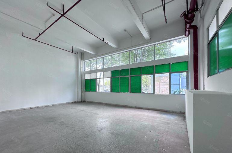 李朗联创科技园 1555平花园式一楼厂房出租 可自由分割