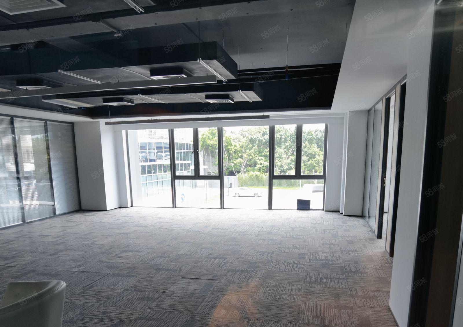 布吉坂田地铁口电商产业园2200平方厂房出租可办公可分租