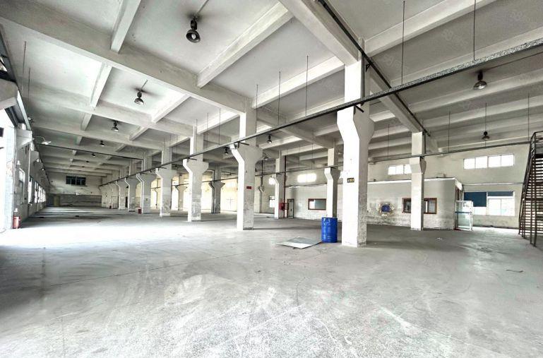 布吉地铁口 500平起 原房东厂房出租 一楼层高7米 带牛角