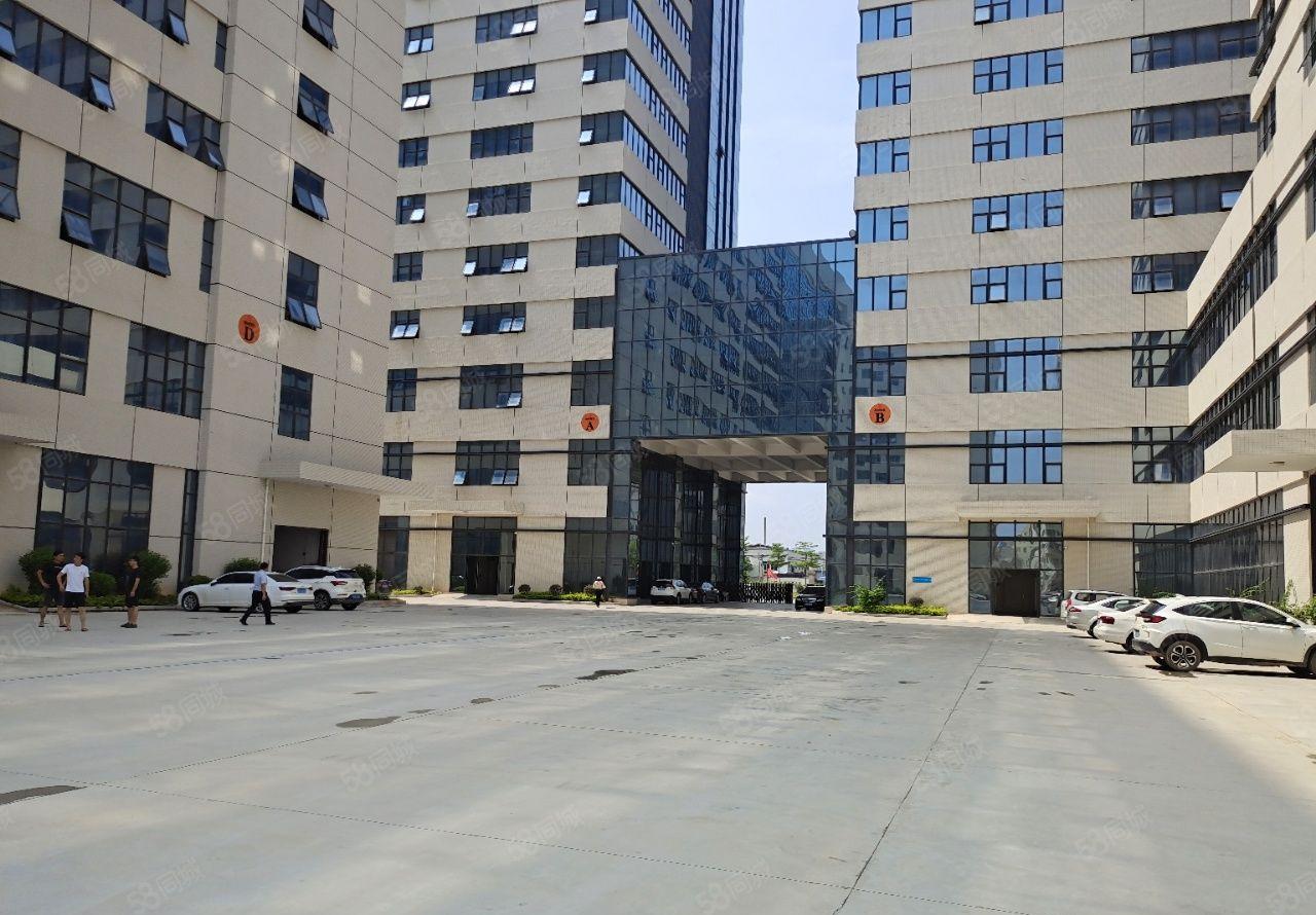 19元起布吉百鸽笼原房东2000平方厂房出租！400平起租