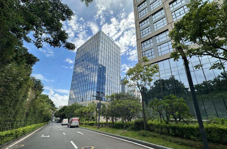 免租期3个月布吉一手开发商单层1800平全新研发办公厂房出租