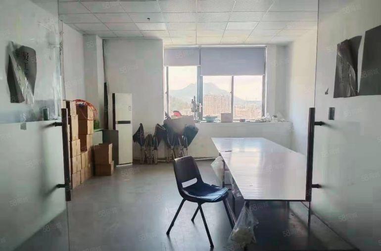 布吉南岭工业区新出楼上300平现成办公室仓库厂房低价出租