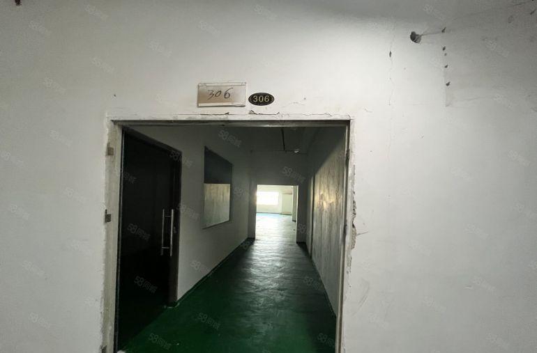 大芬李朗地坪漆厂房出租258 18元特价送免租期