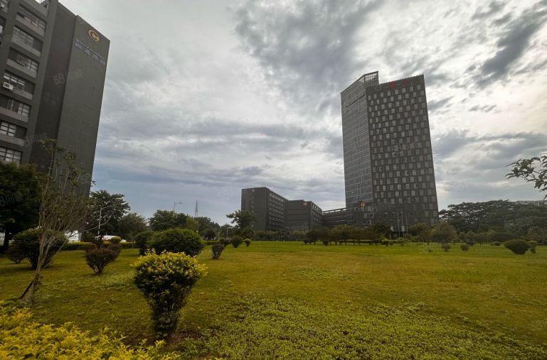 布吉丹竹头花园式厂房1500平出租，带精装修和无尘车间