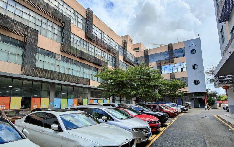 布吉地铁口丨高新产业园区新出楼上2000平带装修厂房仓库出租