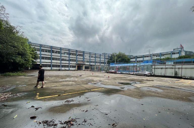 布吉1楼2楼各2000平厂房出租可分租不限行业原房东带红本