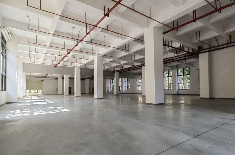 布吉地铁站靠罗湖福田原房东厂房出租1000平，仓库出租可分租