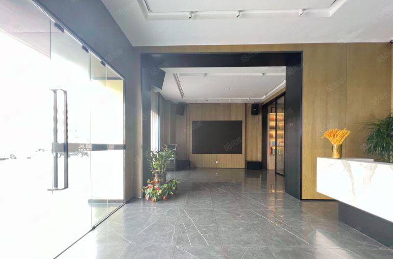 布吉大芬地铁口电商办公室厂房500平方出租带豪华装修拎包入驻