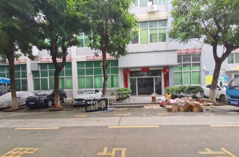 龙华新区观澜主干道原房东花园厂房662平！水电齐全，租金含税