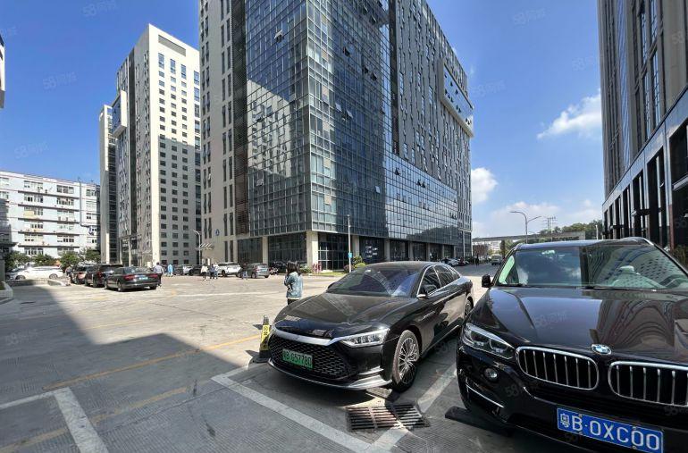 布吉李朗国际珠宝产业园楼上精装500平带家私办公室出租