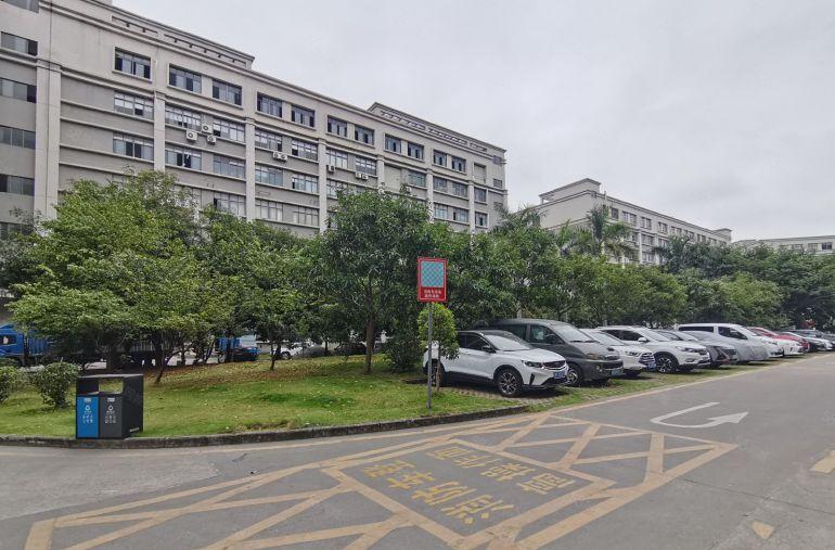 布吉地铁站原房东红本2000平办公厂房仓库出租100平起租