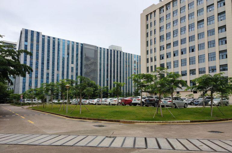 布吉上李朗原房东科技园2000平方带精装修办公室仓库厂房出租