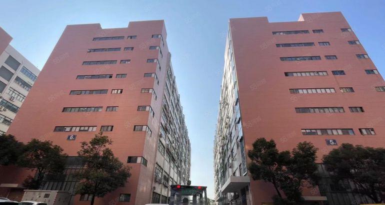 布吉上李朗地铁口无尘车间厂房出租500平，可做电子加工仓库