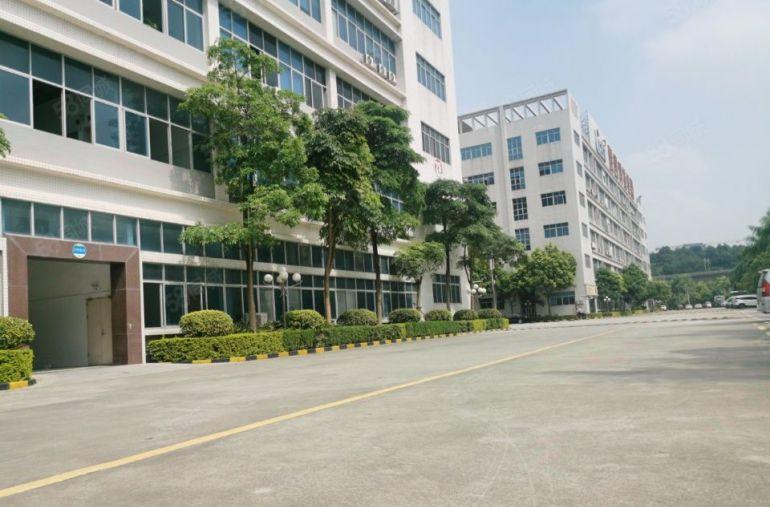 布吉南岭可园厂房仓库500平现成水电带装修也可分租