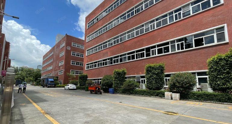 布吉丹竹头工业园200平方至1000平方低价仓库厂房出租一楼