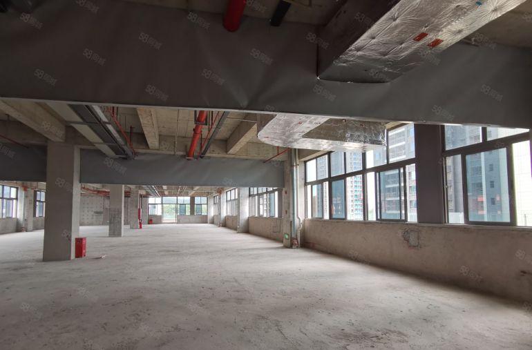 龙岗特惠工业上楼高标厂房 四面环山带露台 500平起业主直租