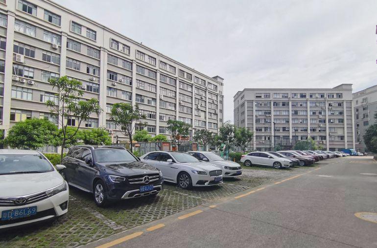 21元起布吉百鸽笼地铁口原房东200平厂房仓库办公楼出租分租