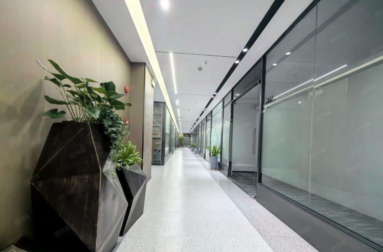 布吉上李朗地铁口工业园楼上500平精装修办公室仓库