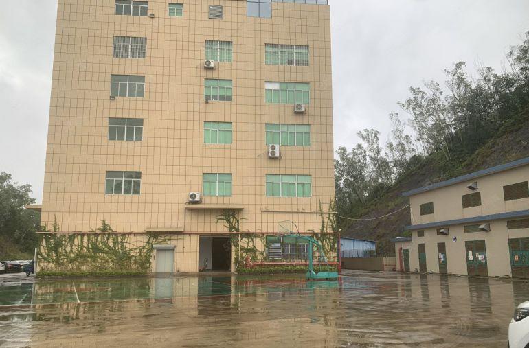 布吉丽湖新出3楼精装修1500平厂房仓库出租报价20元可分租