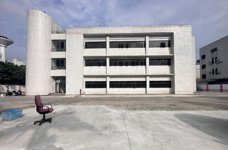 布吉李朗地铁口3000平精装修标准厂房办公仓库300平起分租