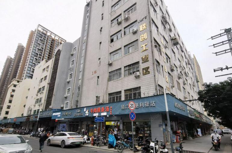 布吉百鸽笼地铁口厂房出租