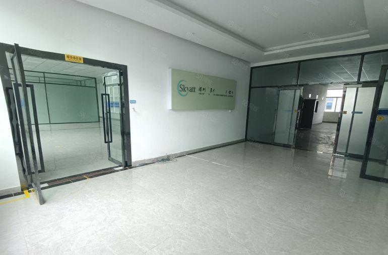 22块起租 李朗地铁口原房东一楼2000平实际面积厂房出租